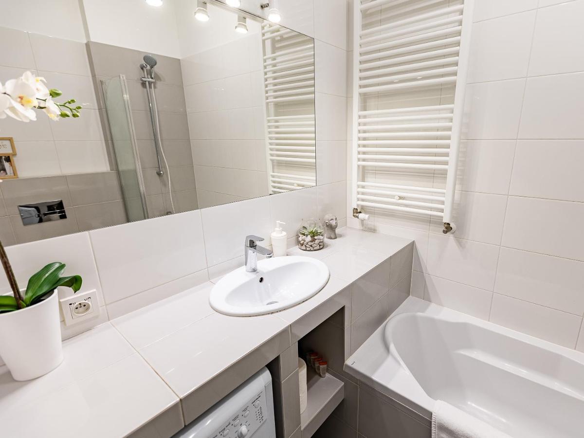 Kolejowa Aparthotel Βαρσοβία Εξωτερικό φωτογραφία