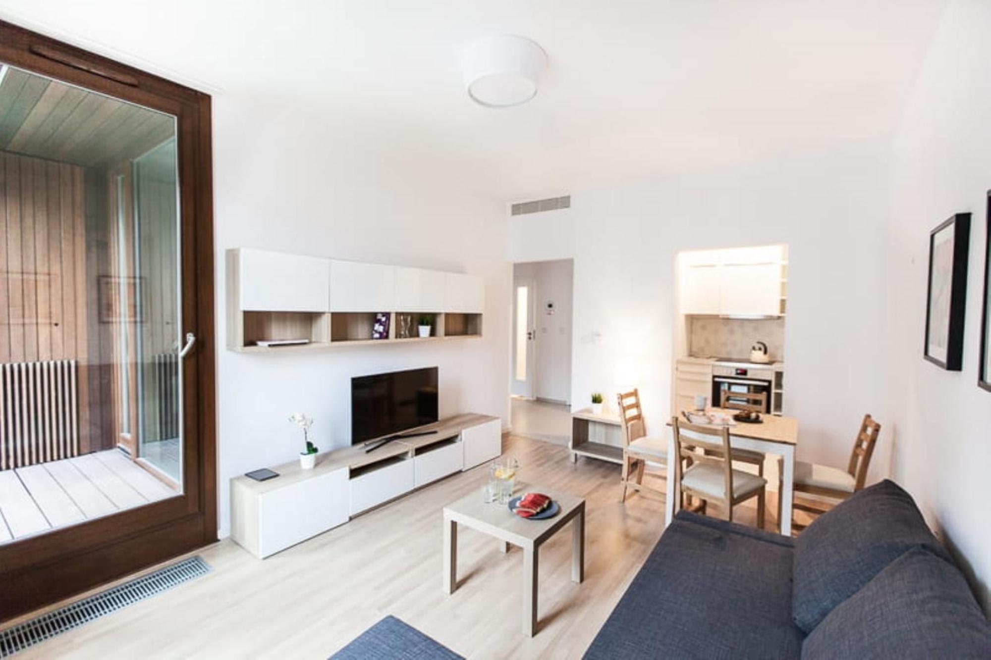 Kolejowa Aparthotel Βαρσοβία Εξωτερικό φωτογραφία